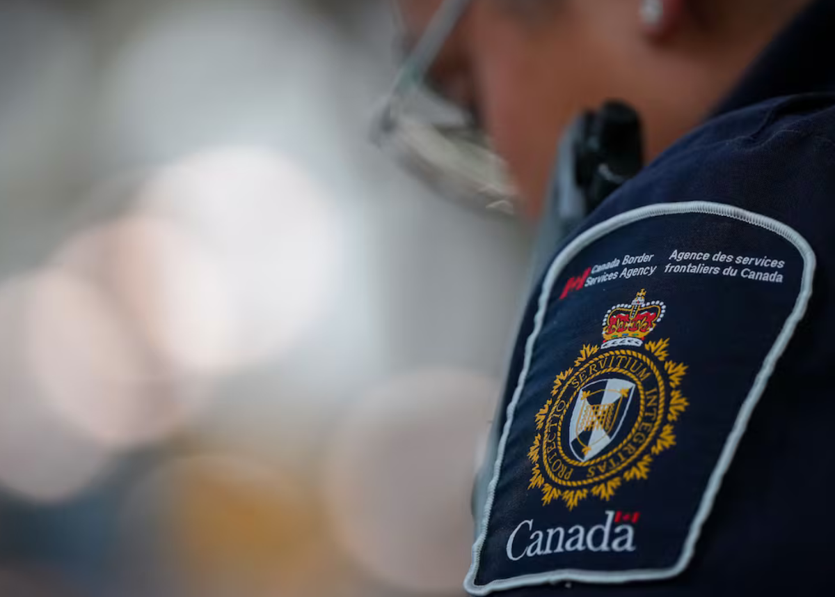 Canada to temporarily bar entry by foreign nationals recently in Congo due to Ebola risk